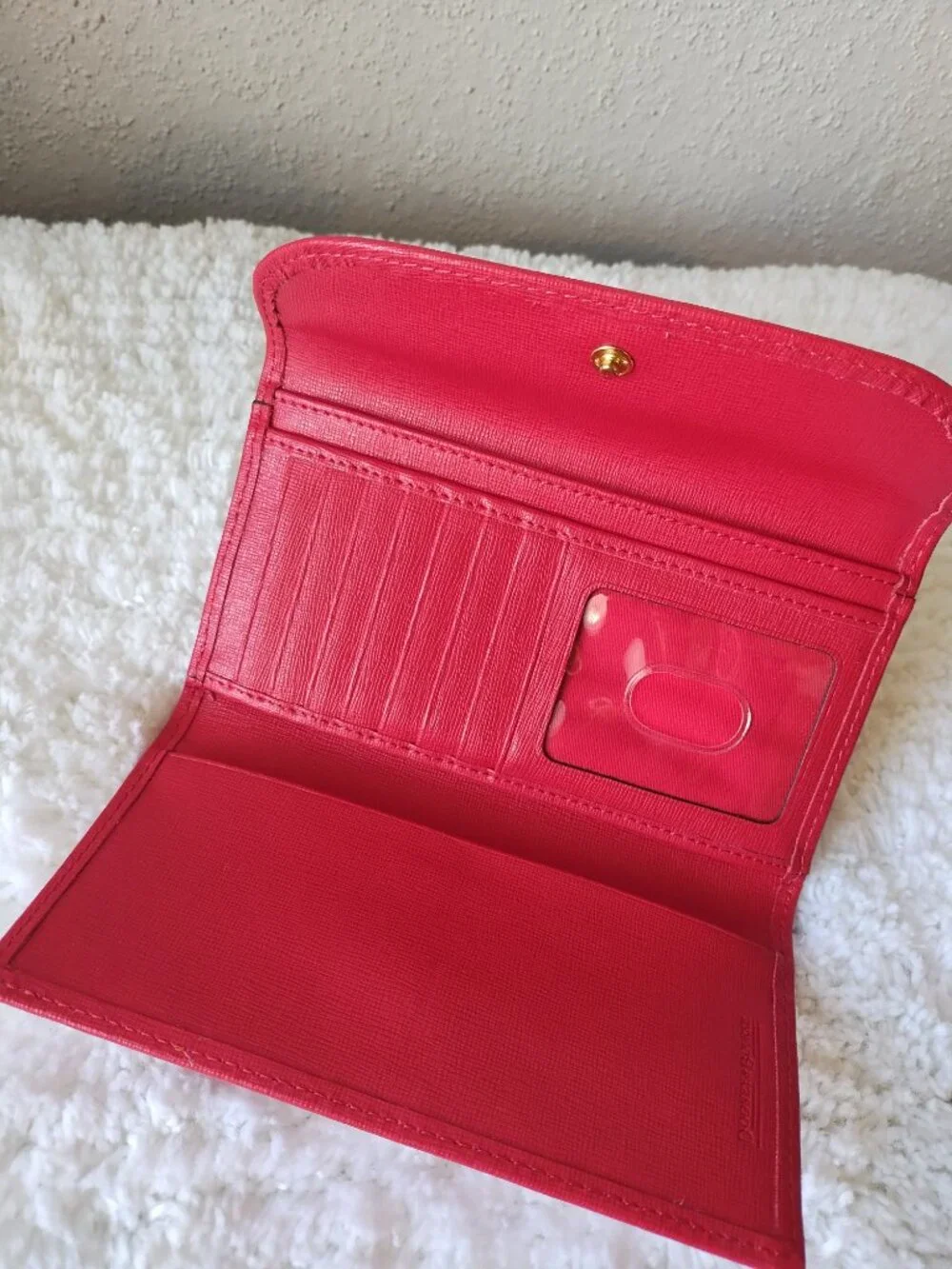 Dooney & Bourke guc priced
